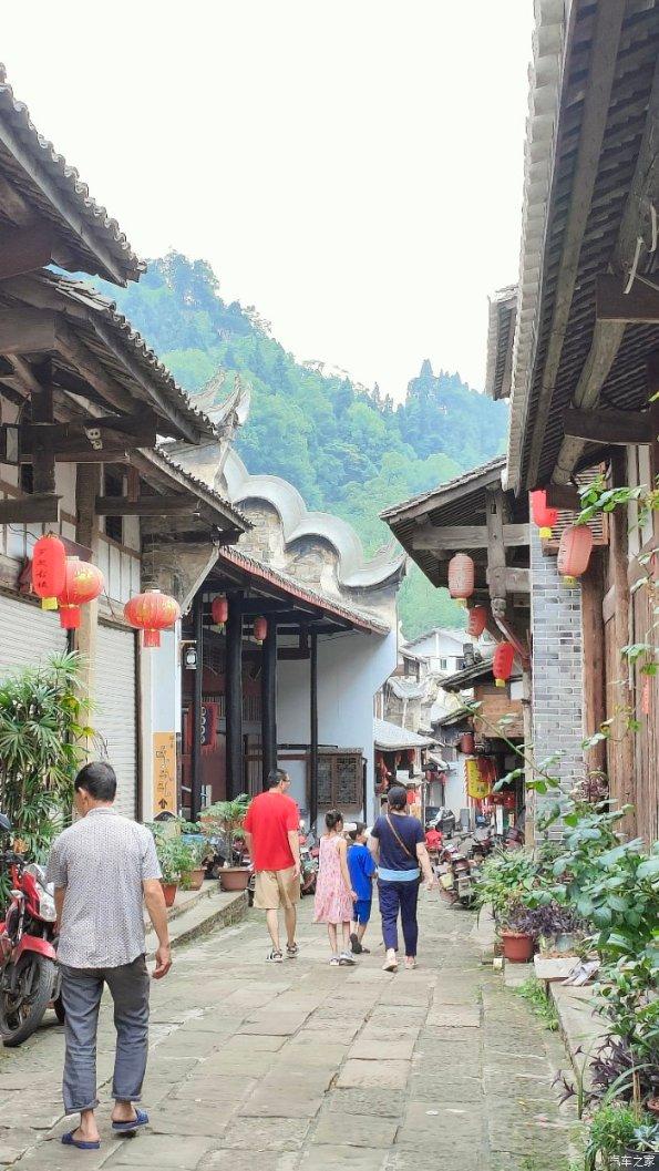 搜山扫石护航中越铁路